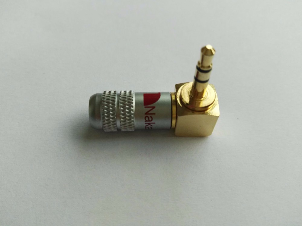 3.5mm stereo plug