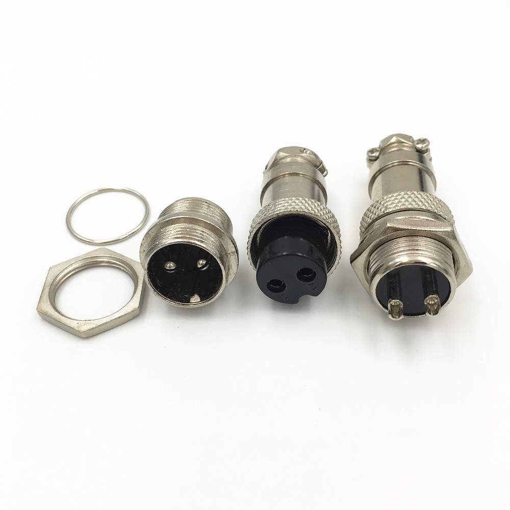 Xlr connector